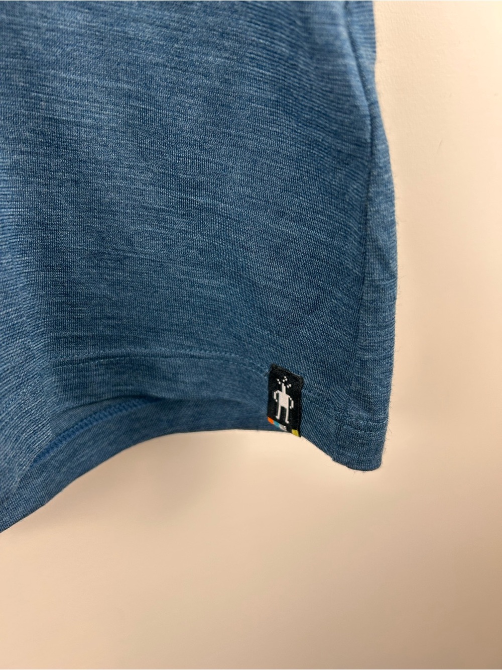 Smartwool Merino 150 Sport Women’s V-Neck Logo Tee Blue Size M - Picture 5 of 6